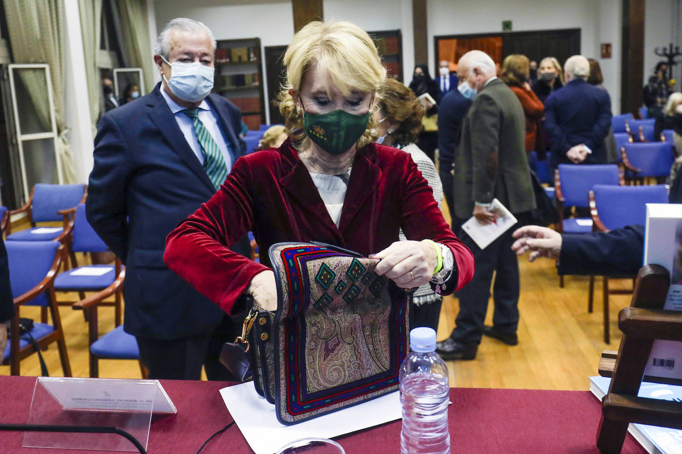 Esperanza Aguirre presenta su nuevo libro en Valencia