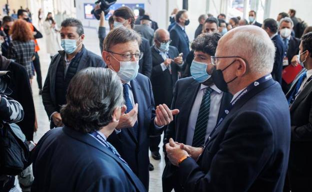 Juan Roig: «Han pasado siete presidentes de distinto color político y el corredor mediterráneo sigue sin estar terminado»