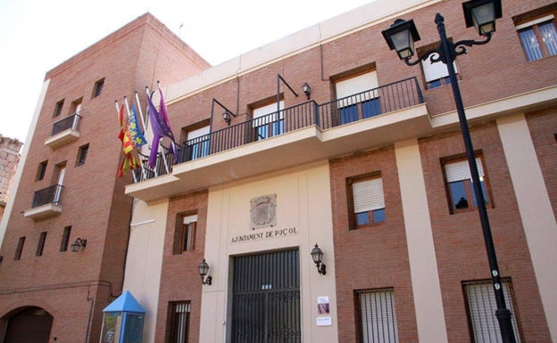 Los desempleados por el Covid de Puçol recibirán 200 euros para gastar en el comercio local