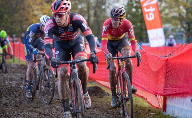 Felipe Orts hace historia al conseguir el primer podio del ciclocross español en Bélgica