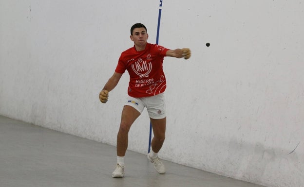 Llega la hora de los maestros del trinquet