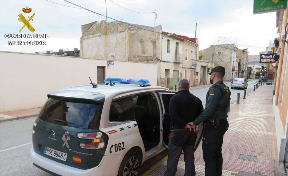 Los autistas eran encerrados en un trastero y atados sin orden médica