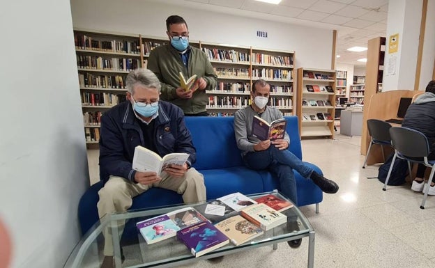 Albal compra los libros secuestrados de Castelló sobre temática LGTBI