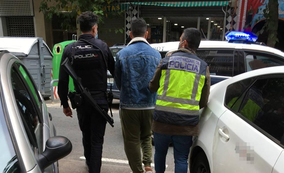 Cae una de las bandas que asaltan a jóvenes en zonas de ocio de Valencia