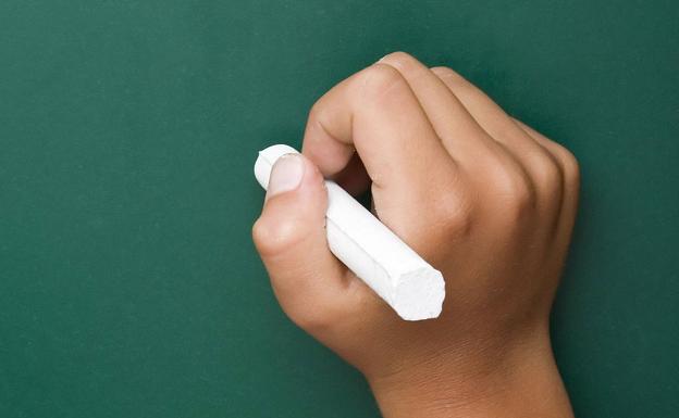 Sanidad registra dos brotes de Covid en colegios de Valencia, uno de ellos con 20 casos