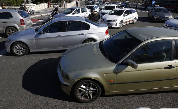 Un accidente en la carretera de Picanya colapsa el tráfico en varias avenidas de Valencia