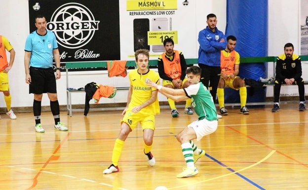 Reparto justo de puntos en el derbi de Tercera División entre el Calpe Futsal y Mar Dénia