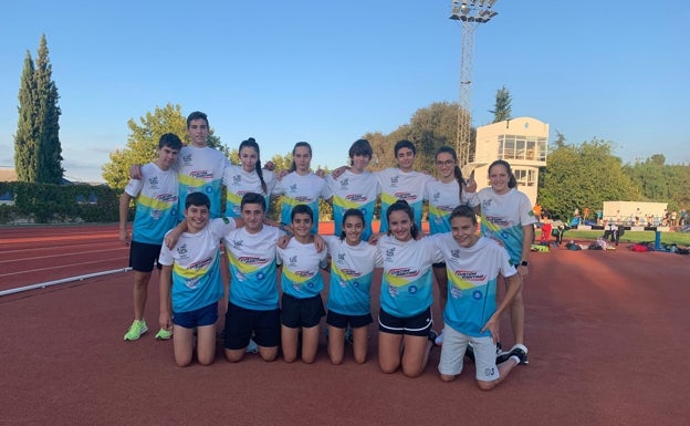 La escuela del Triatlón Ontinyent, primera en el ranking de la Comunitat Valenciana