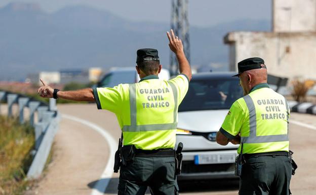 Aviso y campaña especial de la DGT dirigida a algunos conductores