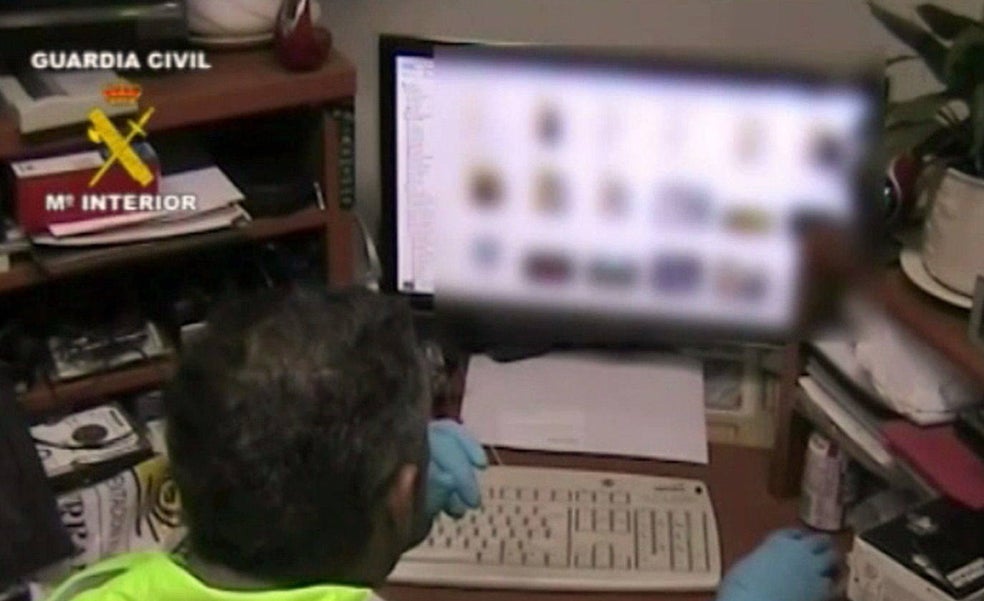 Un vecino de Paterna logra que un gallego le ingrese 3.600 euros con una extorsión sexual