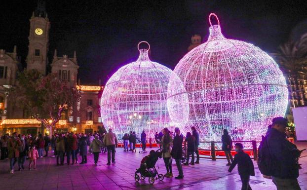 Valencia enciende las luces de Navidad