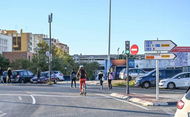 Valencia crea un nuevo carril bici segregado