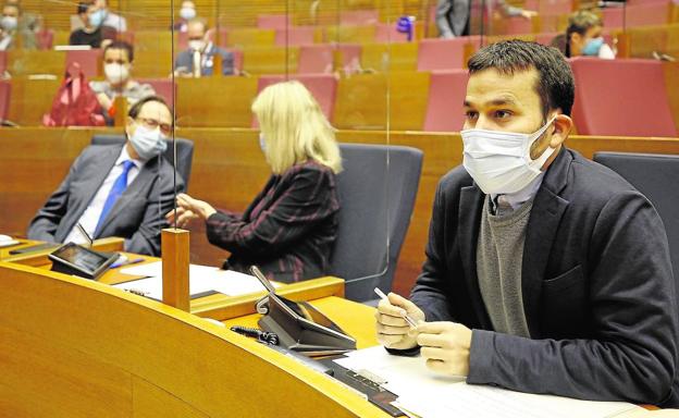 El PP exige derogar el decreto de la policía lingüística tras el reciente varapalo del Supremo