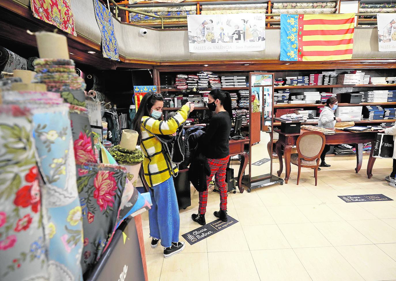 Hacienda sólo da diez días a empresas y autónomos para pedir las ayudas por Covid