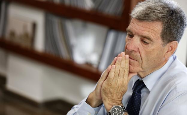 Aurelio Martínez echa la culpa a los patronos de la Fundación por la venta del Valencia