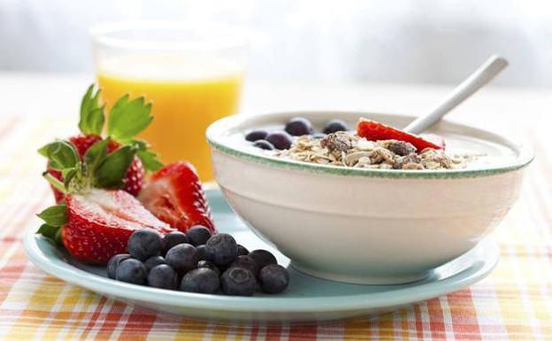 Qué alimentos debes tomar y a qué hora en el desayuno previo a la Maratón de Valencia