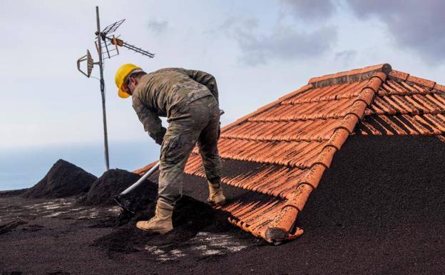 El Gobierno canario cifra en 842 millones las pérdidas por el volcán