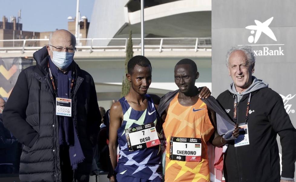 Cherono: «Se van a batir récords en Valencia, creo que incluso el del mundo. Espero volver»