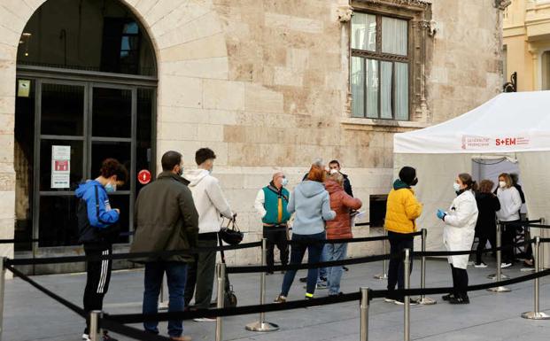 El pasaporte Covid empuja a 5.500 valencianos a vacunarse en 48 horas