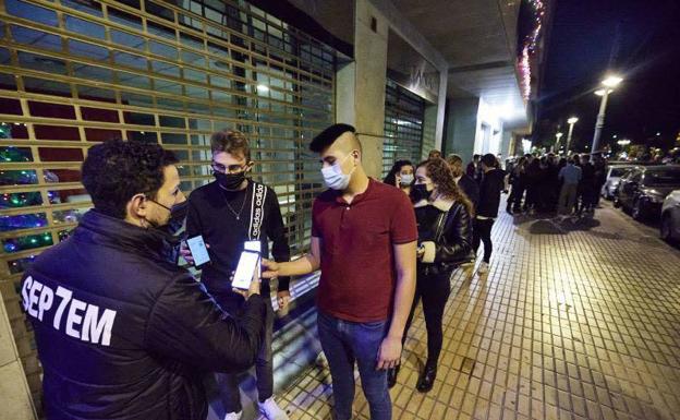 «Había botellones en la calle y no se hizo nada contra eso»