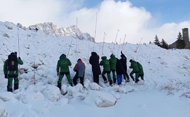 Hallan muerto bajo la nieve al joven de Benaguasil desaparecido en Formigal