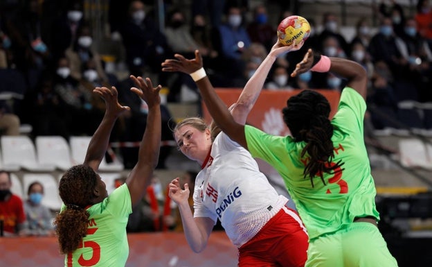 Desaparecidas cuatro jugadoras de Camerún en Valencia