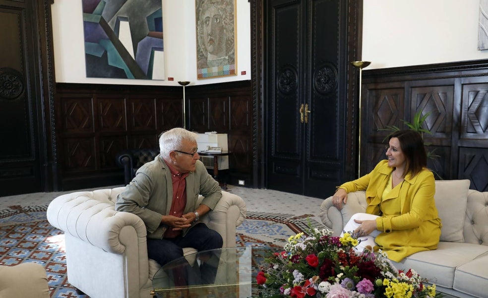 Ribó elimina al Rey en la concesión de los títulos honoríficos de Valencia