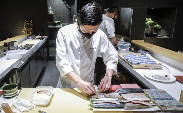 Yoshikazu Yanome gana la primera Estrella Michelin para Kaido Sushi Bar de Valencia