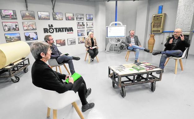 Rafa Lahuerta, Lola Mascarell y Carlos Marzal optan a los premios de la crítica literaria valenciana