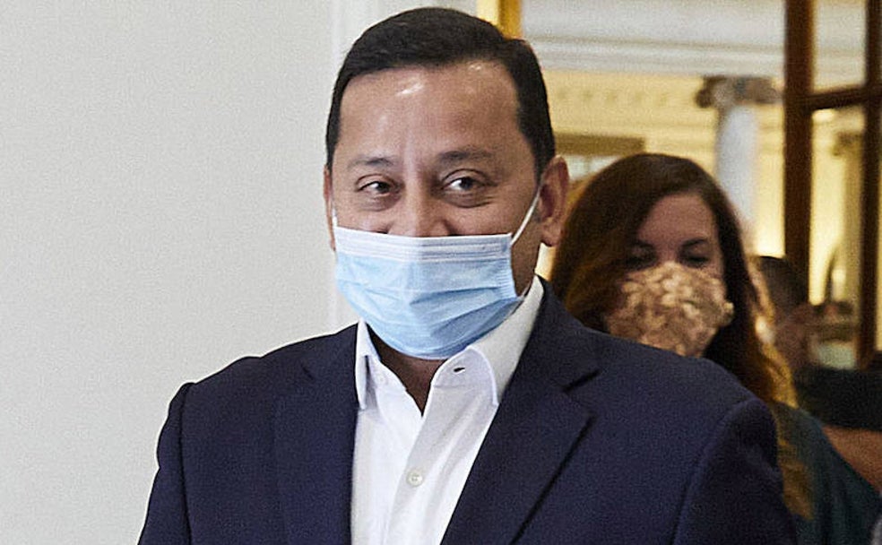 Anil Murthy, bombero torero