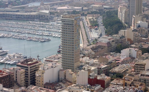 Alicante rechaza la tasa turística y anuncia que si depende del Ayuntamiento «no se aplicará»