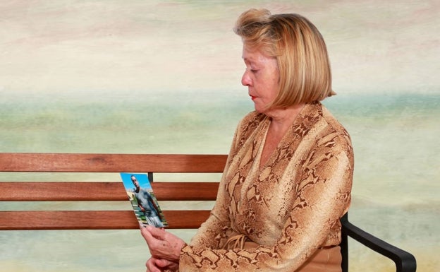 «Llevo más de un año sin saber qué ha sido de mi único hijo»