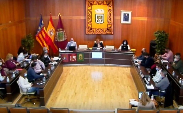 Calp aprueba el presupuesto de 40,2 millones y una subida de sueldos de varios ediles