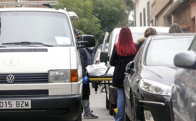 Prisión para la detenida por la muerte a martillazos de un hombre en Bétera