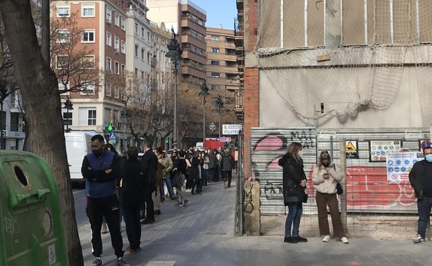 Un niño y un bebé, hospitalizados por coronavirus en Dénia