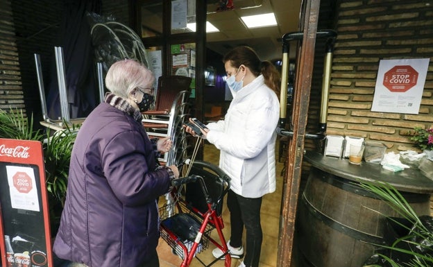 Sanidad pone en marcha una nueva aplicación para validar el pasaporte Covid