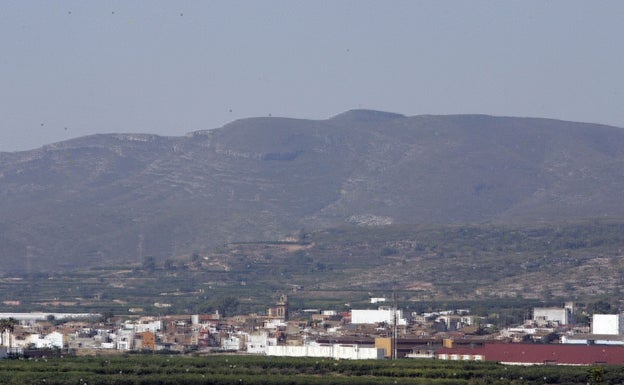 Vecinos del Marquesat se movilizan contra las fotovoltaicas de Catadau