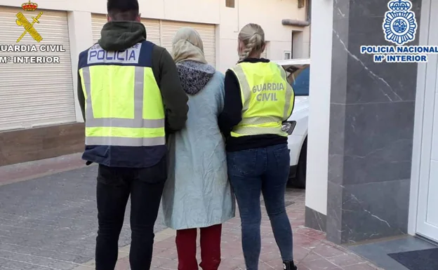 Catorce detenidos acusados de más de 80 robos en viviendas de Alicante, Murcia y Albacete