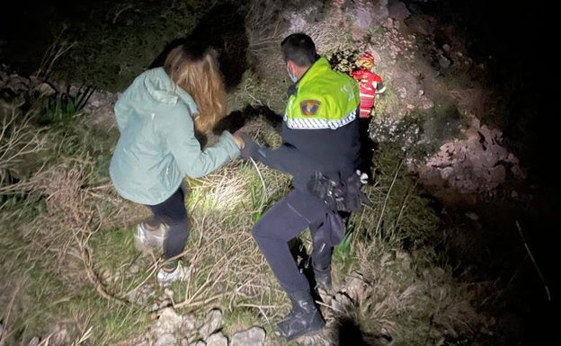 Dos senderistas se pierden en Montgó al caer la noche