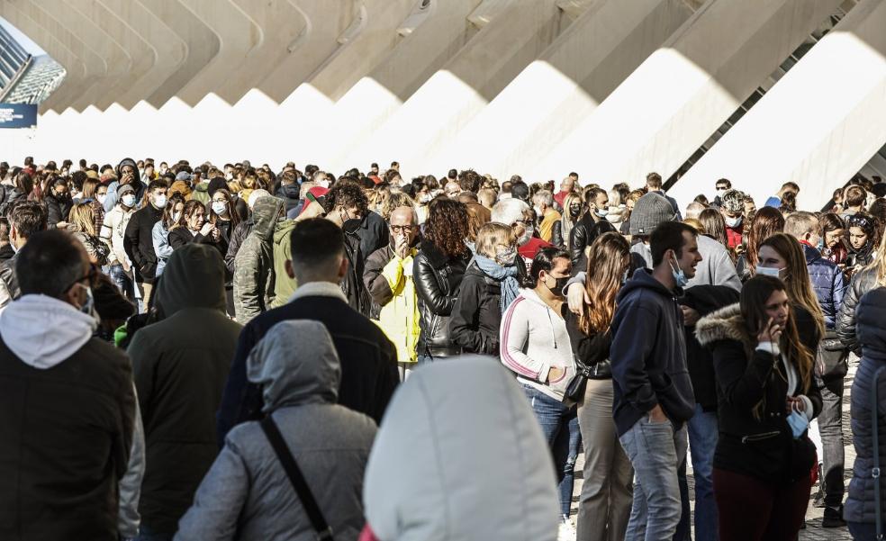 La Comunitat acaba el año con más de 600.000 valencianos todavía sin vacunar