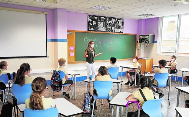 La vuelta a clase llegará con falta de mascarillas para el profesorado