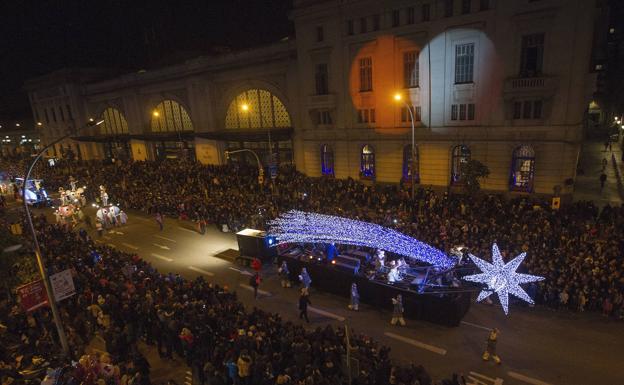 La cabalgata de Reyes, por televisión: qué cadenas emiten en 2022