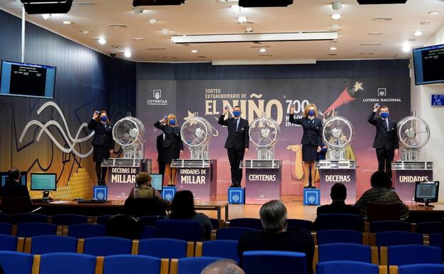 Comprueba los premios del sorteo del Niño que han tocado en Lanzarote y Tenerife