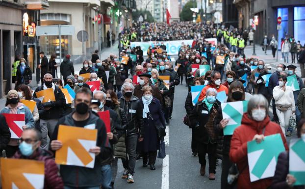 Los actos a favor de los presos etarras dirigen la presión sobre jueces y fiscales