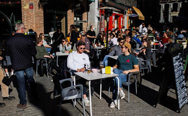 Los alumnos que tengan síntomas también deberán hacer cuarentena