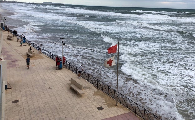 Salvem les Platges del Sud se opone a la modificación del reglamento de la Ley de Costas