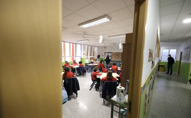 Cuándo se confina un aula y cuántos días de cuarentena guardarán los alumnos en Valencia, Alicante y Castellón