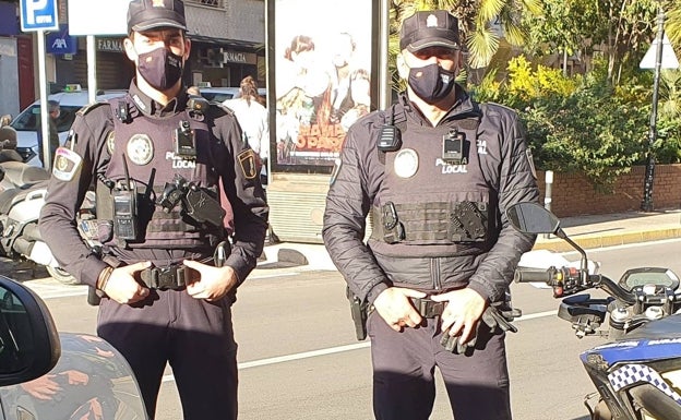 Las cámaras corporales de los policías locales de Burjassot reducen la agresividad en las intervenciones