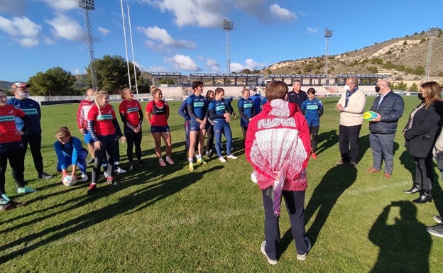 La selección rusa de rugby femenino prepara las Series Mundiales en La Vila Joiosa