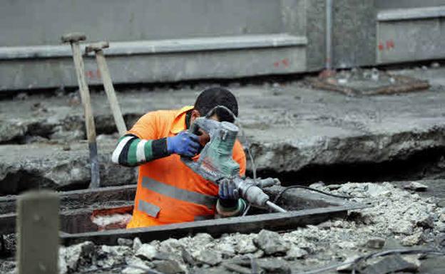 Los trabajadores en ERTE se reducen a poco más de 100.000 pese a la sexta ola